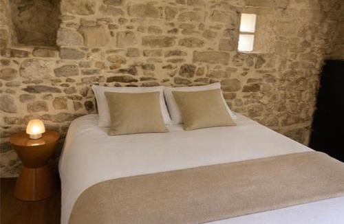 Lunel Villa | Maison de village avec piscine & grande terrasse proche plages