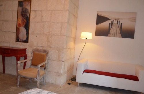 Junas House | Maison DE Village Chambre D Hote Dans LE Gard