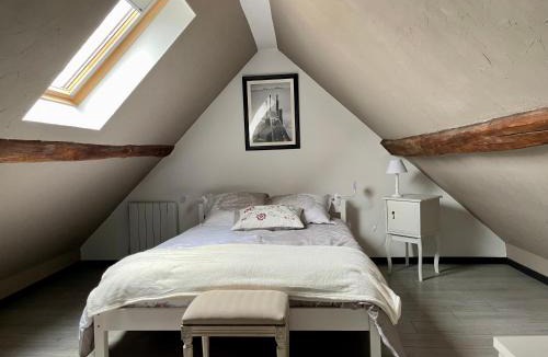 Coudun Apartment | Maison de village chez Josy