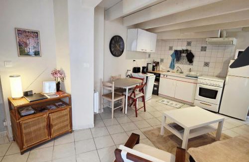Bram House | Maison de village cosy, 2 chambres, classée 3 étoiles, BRAM 11