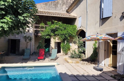 Le Cailar House | Maison de Village du Xvii Siècle en Petite Camargue Avec Piscine