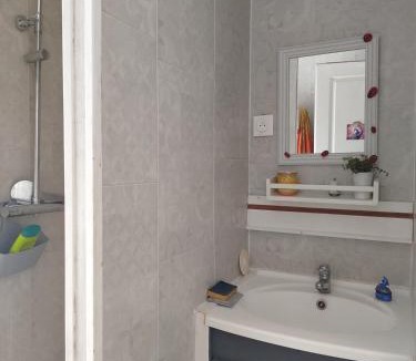 Quillan House | Maison de Village entière
