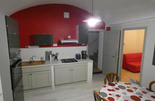 Baix House | Maison de village