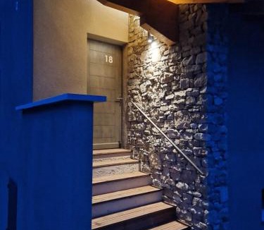 Eyne House | Maison de village