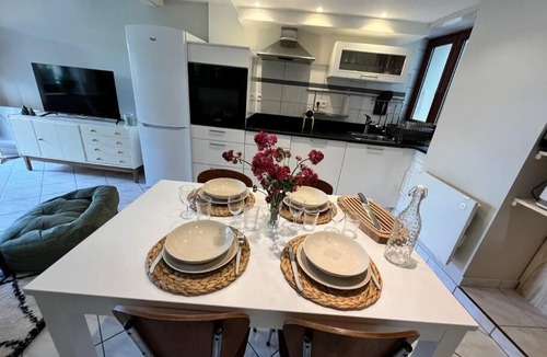 Messery House | Maison de village