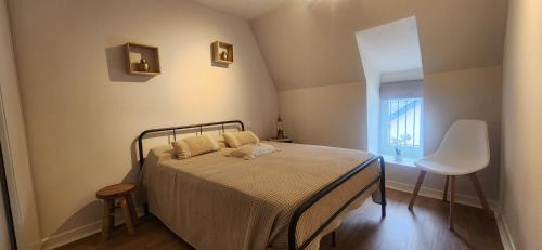 Pleaux House | Maison de village