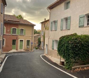 Ponteves House | Maison de village