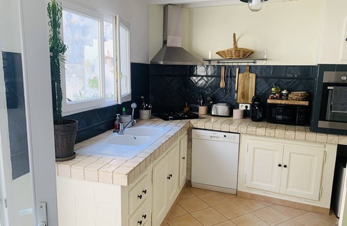 Vallabregues House | Maison de Village Provençal