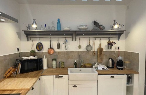 Fabrezan House | Maison de Village Rénovée