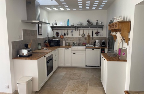 Fabrezan House | Maison de Village Rénovée