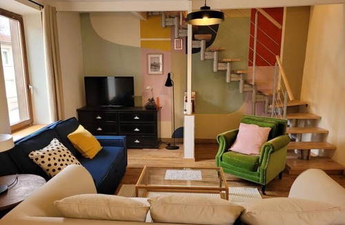 Magny House | Maison de village rénovée