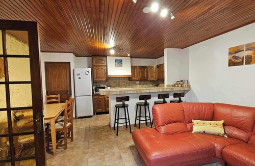 Estagel House | Maison de Village Située Dans une Impasse