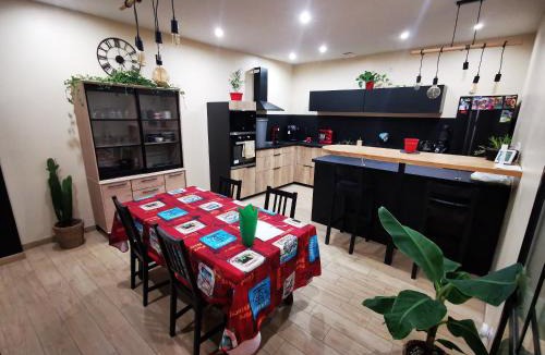 Saint-Gilles House | Maison de village sur 2 étage