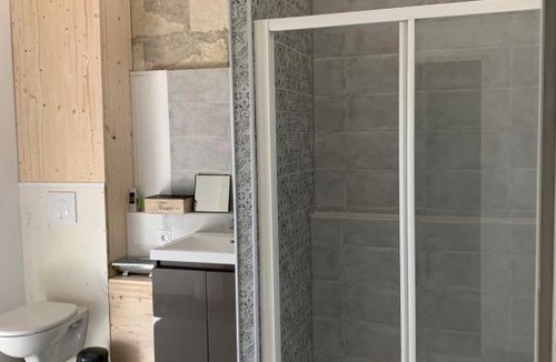 Restigne House | Maison de ville 15 personnes avec jacuzzi