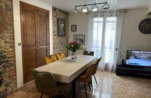 Prades House | Maison de ville avec garage