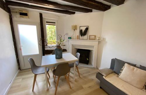 Beuvillers House | Maison de ville avec jardin à 5 minutes de Lisieux