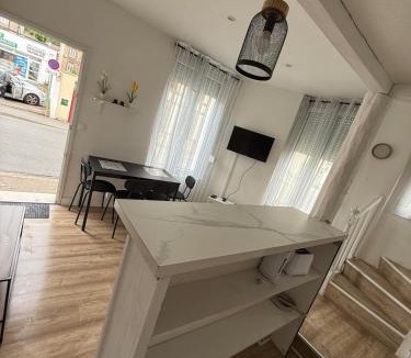 Grand-Couronne House | Maison de ville cosy pour 4 personnes