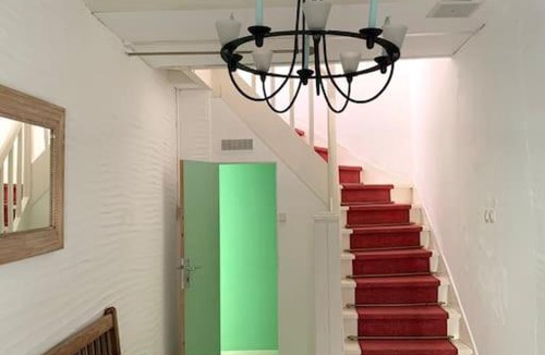 Pons House | Maison de ville confortable avec piscine