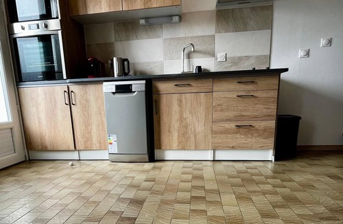 La Haye House | Maison DE Ville