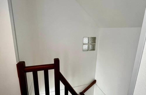 La Haye House | Maison DE Ville