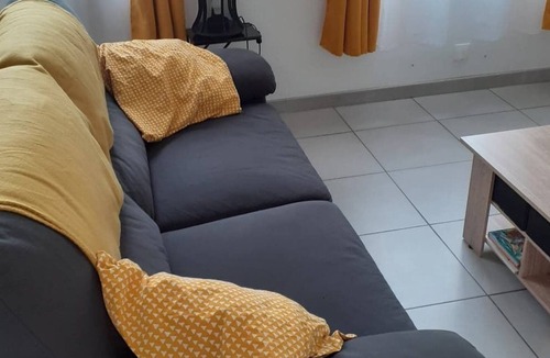 Roye House | Maison de Ville Proche du Centre