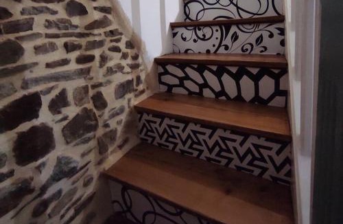 Periers House | Maison de ville rénovée au cœur du Cotentin.