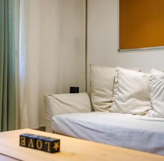 Montauban House | Maison de ville tout confort 10 personnes avec piscine
