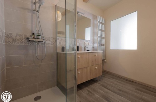 Vic-le-Comte House | Maison de Ville - VIC LE Comte