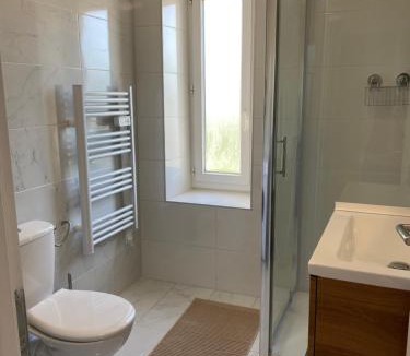 Miribel House | Maison des Balmes proche Lyon