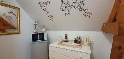 Saint-Contest House | Maison des Hortensias