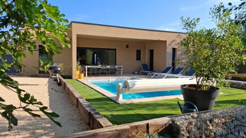 Ucel Villa | Maison des libellules de dugradus