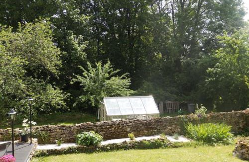 Menou House | Maison des oiseaux