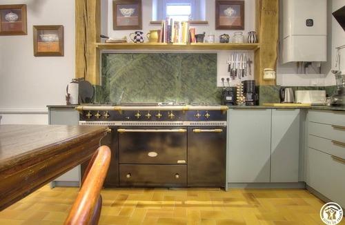 Saint-Bernard House | Maison des Pénicheurs