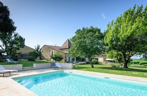 Les Esseintes Bed & Breakfast | Maison des Quatre Saisons