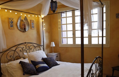 Saint-Etienne-d'Albagnan Bed & Breakfast | Maison des Rêves-As seen on House Hunters International! Private heated pool