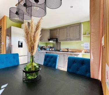 Saint-Omer House | Maison des Sens