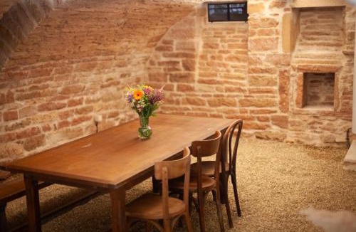 Givry House | Maison design avec cave voûtée proche Beaune