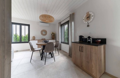 Billy House | Maison design et climatisée avec jardin