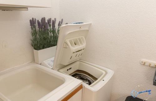 Loriol-du-Comtat House | Maison deux chambres en Provence avec piscine