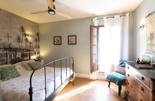 Neffies Bed & Breakfast | Maison Dix