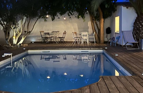 Aimargues Villa | Maison du Bonheur - Piscine - Jacuzzi - Proche Plage