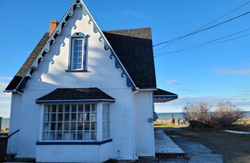 Rimouski House | Maison du bord du fleuve à 5 min du centre ville