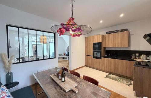 Le Pouliguen House | Maison du Caboteur de La Baule, Centre & plage à pied, Patio cosy, 8 pers