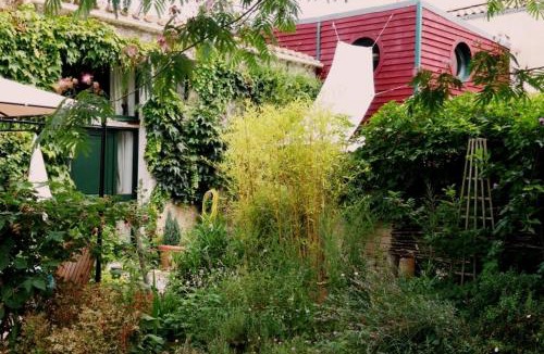 Saint-Hilaire-de-Clisson House | Maison du chat bleu