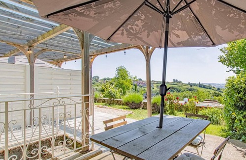 Saint-Sernin-du-Plain House | Maison du Mont Rome - Saint Sernin DU Plain