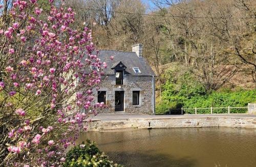 Maen-Roch House | Maison du Moulin