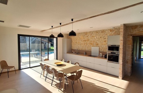 Lesparre-Medoc Villa | Maison du pas des sauts