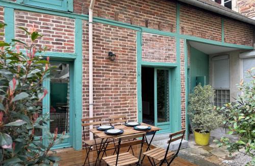 Saint-Helier Apartment | Maison du Thabor