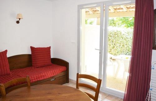Vallon-Pont-d'Arc House | Maison Duplex 6 Pers. avec Terrasse, Piscine Chauffée, Parking Gratuit - Vallon-Pont-d'Arc - FR-1-382-55
