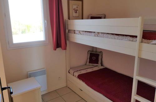 Rouret House | Maison Duplex 8 Pers avec Terrasse, 3 Ch, Parking Gratuit, Animaux Admis, Accès Piscine - FR-1-382-128
